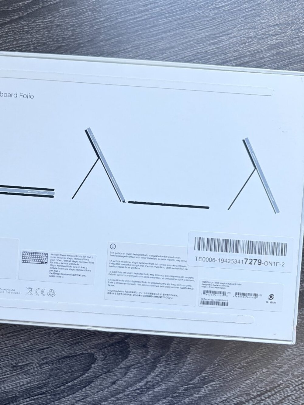 Apple iPad Magic Keyboard Folio for iPad 10th Gen / A16 White Genuine Apple - Picture 2 of 7